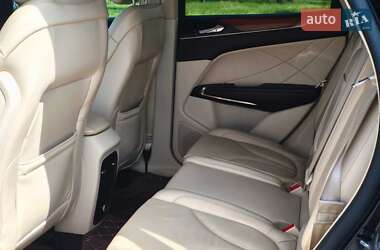 Позашляховик / Кросовер Lincoln MKC 2014 в 