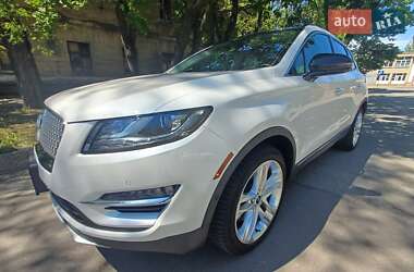 Внедорожник / Кроссовер Lincoln MKC 2018 в 