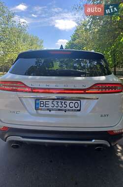 Внедорожник / Кроссовер Lincoln MKC 2018 в 