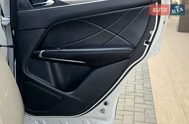 Позашляховик / Кросовер Lincoln MKC 2014 в 