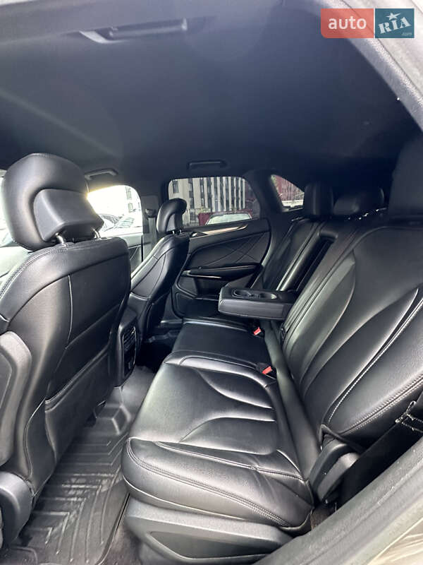 Позашляховик / Кросовер Lincoln MKC 2017 в Києві