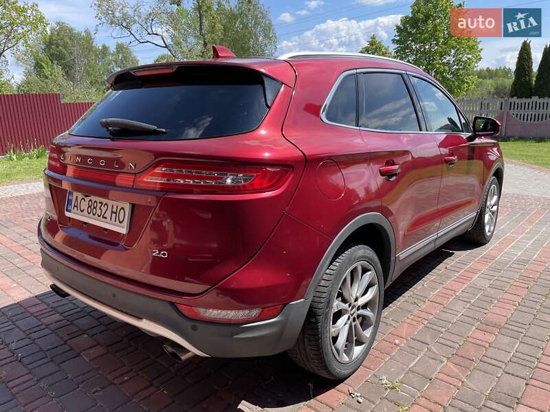 Lincoln MKC 2015