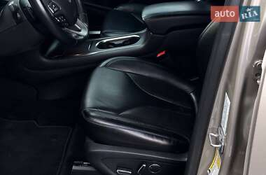 Внедорожник / Кроссовер Lincoln MKC 2014 в 