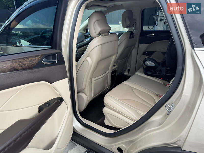 Внедорожник / Кроссовер Lincoln MKC 2016 в Луцке