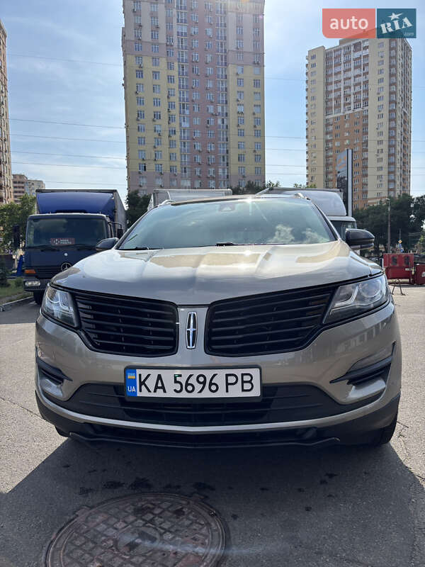 Lincoln MKC 2017