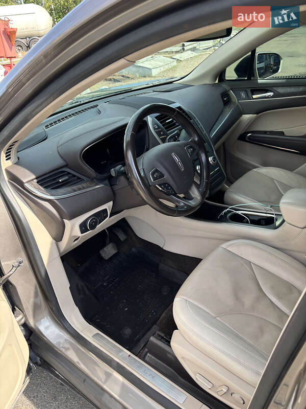 Позашляховик / Кросовер Lincoln MKC 2017 в Києві