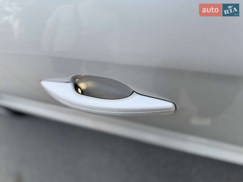 Внедорожник / Кроссовер Lincoln MKC 2014 в Виннице фото 35 Внедорожник / Кроссовер Lincoln MKC 2014 в Виннице