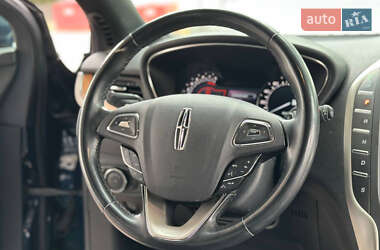 Внедорожник / Кроссовер Lincoln MKC 2015 в 