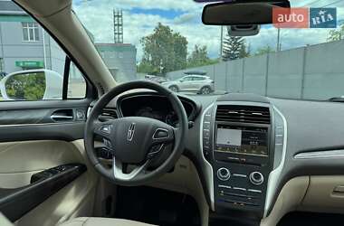 Внедорожник / Кроссовер Lincoln MKC 2018 в 
