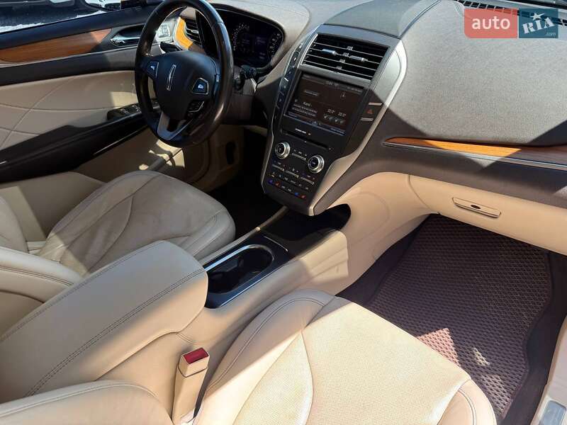 Внедорожник / Кроссовер Lincoln MKC 2014 в Ровно