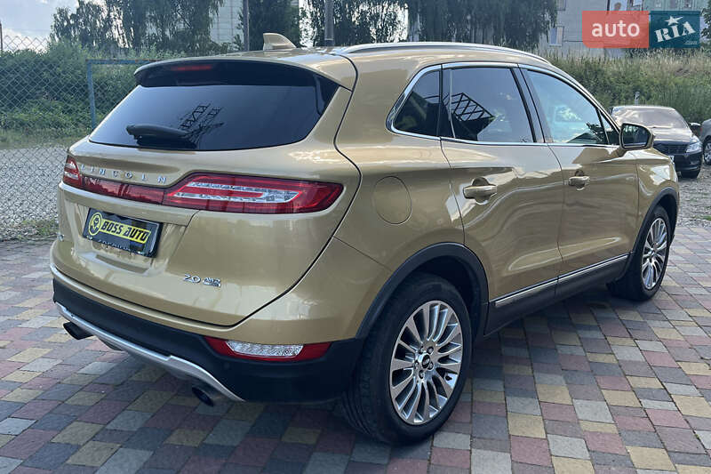 Позашляховик / Кросовер Lincoln MKC 2015 в Стрию