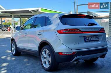 Внедорожник / Кроссовер Lincoln MKC 2015 в 