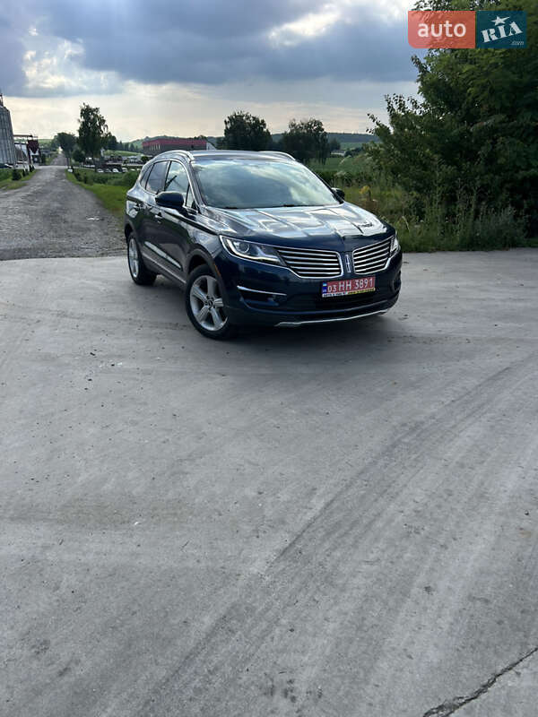 Внедорожник / Кроссовер Lincoln MKC 2016 в 