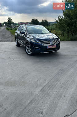 Внедорожник / Кроссовер Lincoln MKC 2016 в 