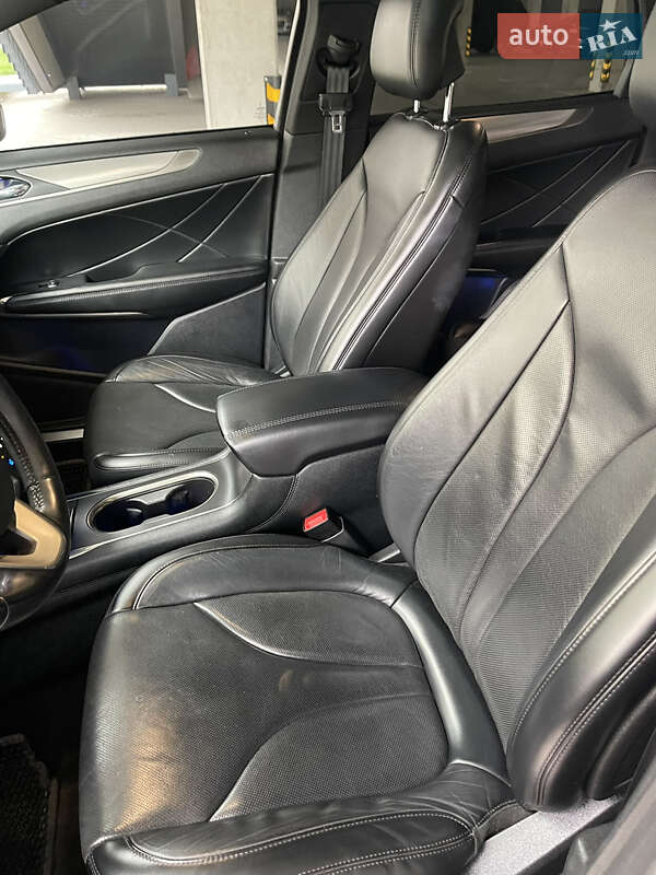 Внедорожник / Кроссовер Lincoln MKC 2014 в Киеве