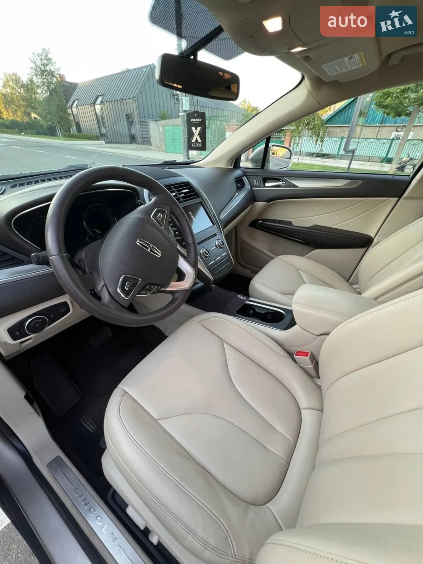 2017 Lincoln MKC - мініатюра 13
