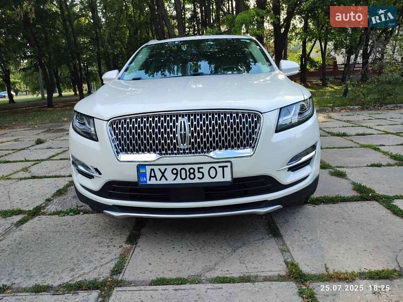 Lincoln MKC 2019