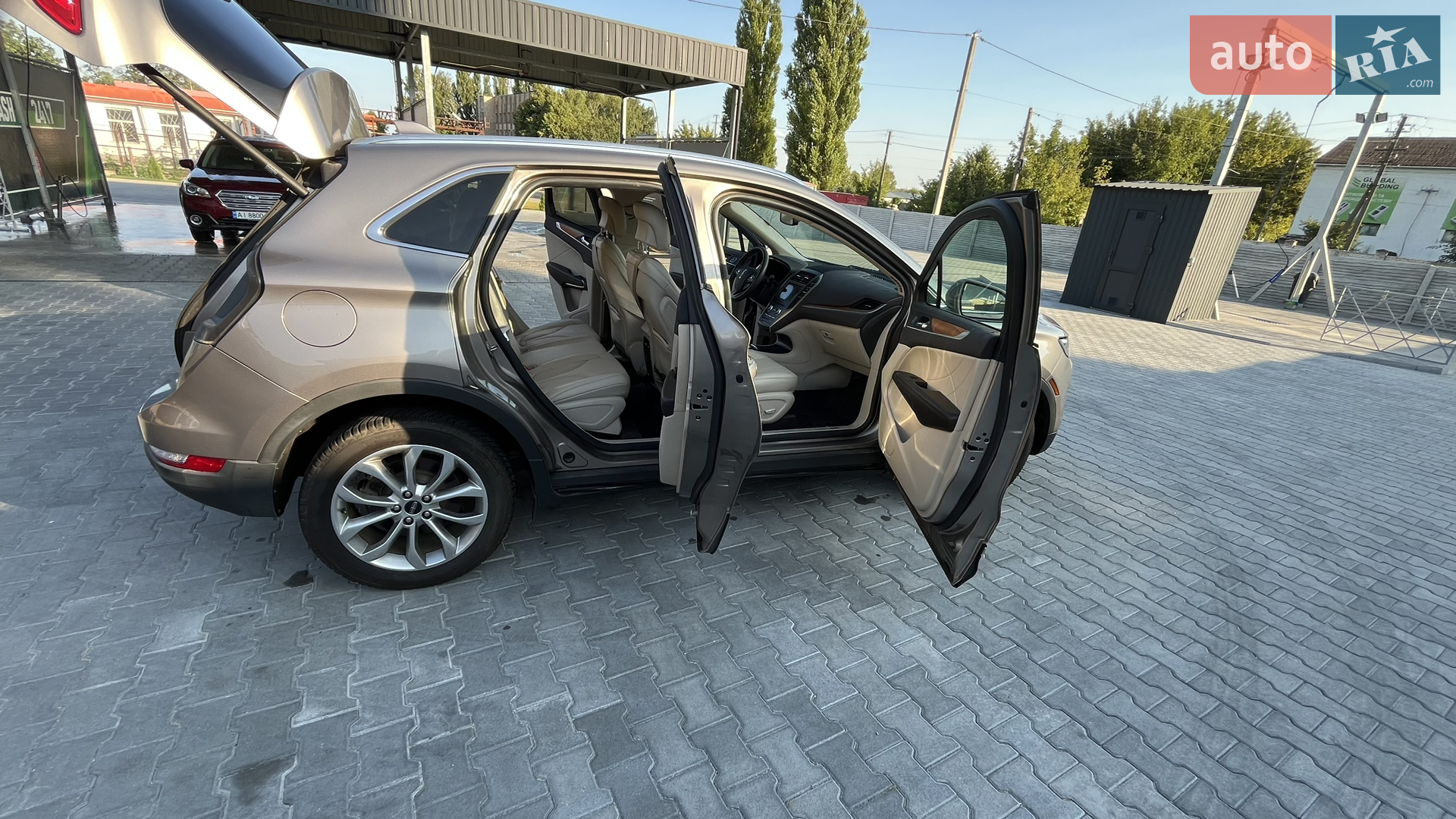 2019 Lincoln MKC - мініатюра 9