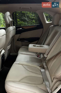 Внедорожник / Кроссовер Lincoln MKC 2014 в 