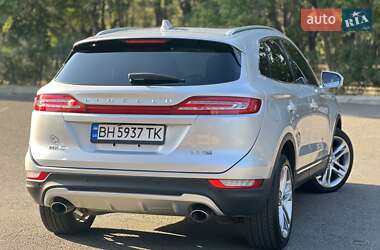 Внедорожник / Кроссовер Lincoln MKC 2015 в 