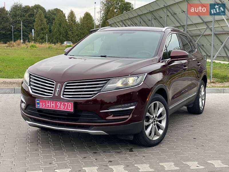 Внедорожник / Кроссовер Lincoln MKC 2015 в 
