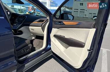 Внедорожник / Кроссовер Lincoln MKC 2014 в 