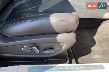 Внедорожник / Кроссовер Lincoln MKC 2014 в 