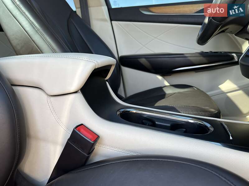 Внедорожник / Кроссовер Lincoln MKC 2014 в Киеве