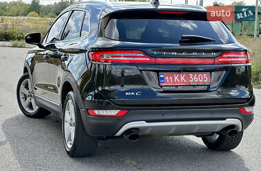 Внедорожник / Кроссовер Lincoln MKC 2015 в 