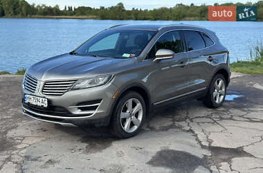 Внедорожник / Кроссовер Lincoln MKC 2016 в 