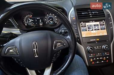 Внедорожник / Кроссовер Lincoln MKC 2016 в 