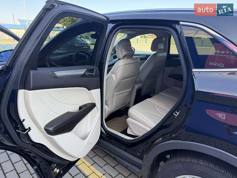 Внедорожник / Кроссовер Lincoln MKC 2019 в Нововолынске
