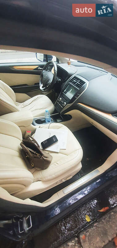 Позашляховик / Кросовер Lincoln MKC 2015 в Одесі фото 15 Позашляховик / Кросовер Lincoln MKC 2015 в Одесі