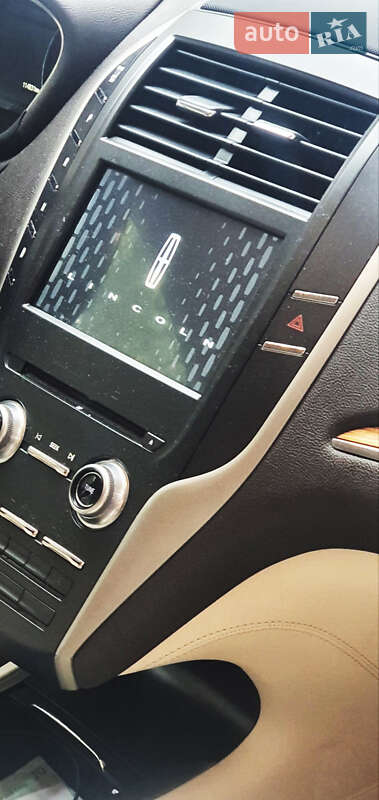 Позашляховик / Кросовер Lincoln MKC 2015 в Одесі фото 17 Позашляховик / Кросовер Lincoln MKC 2015 в Одесі