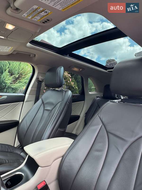 Внедорожник / Кроссовер Lincoln MKC 2016 в Львове