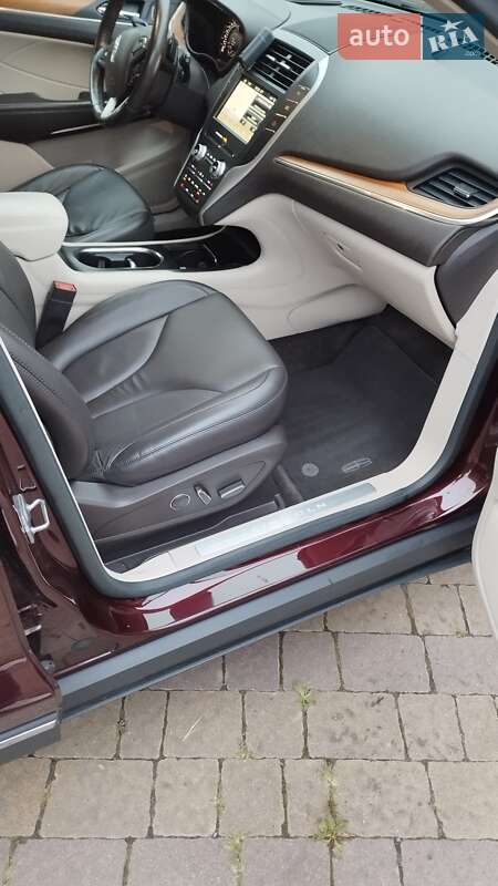 Внедорожник / Кроссовер Lincoln MKC 2016 в Львове