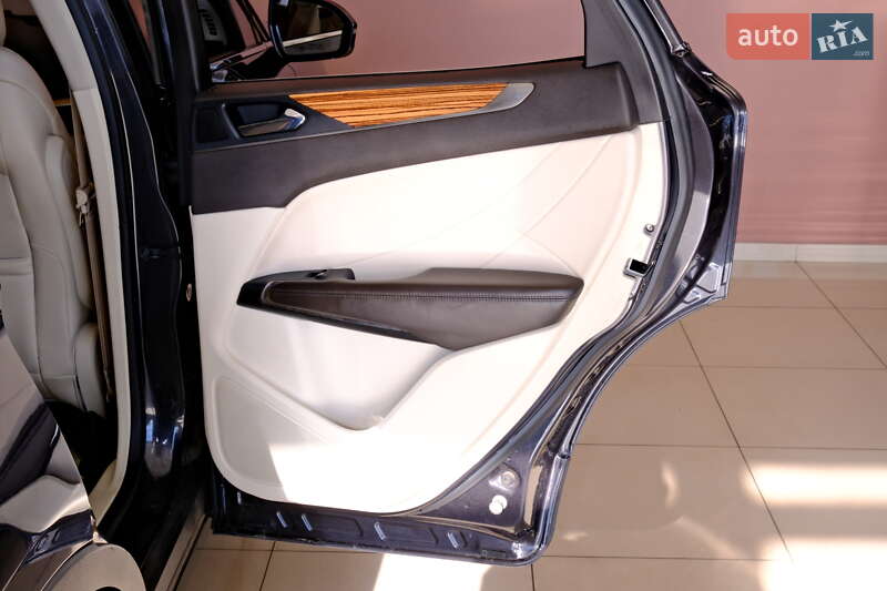 Внедорожник / Кроссовер Lincoln MKC 2014 в Одессе фото 27 Внедорожник / Кроссовер Lincoln MKC 2014 в Одессе