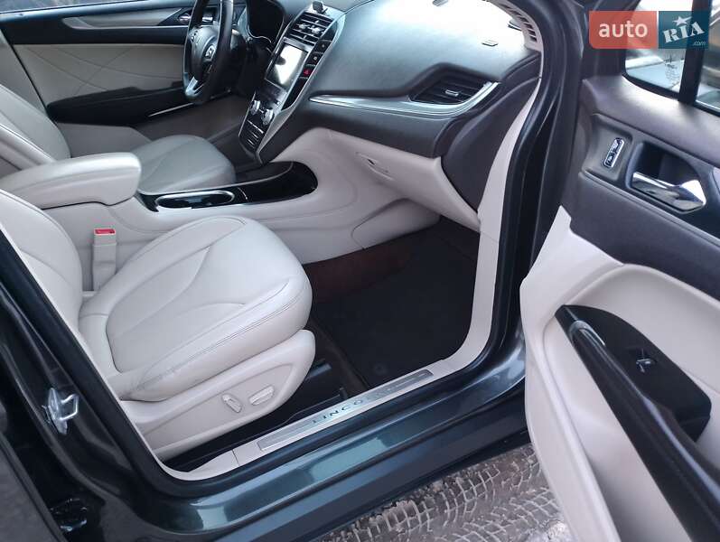 Внедорожник / Кроссовер Lincoln MKC 2019 в Тернополе