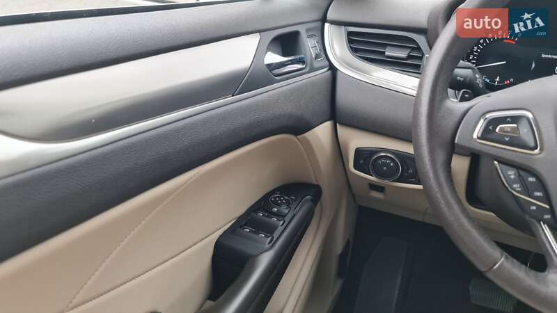 Внедорожник / Кроссовер Lincoln MKC 2018 в Киеве