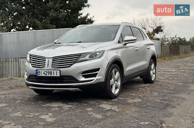 Позашляховик / Кросовер Lincoln MKC 2015 в 