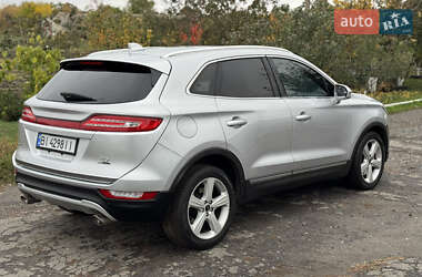 Позашляховик / Кросовер Lincoln MKC 2015 в 