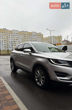 Позашляховик / Кросовер Lincoln MKC 2014 в 