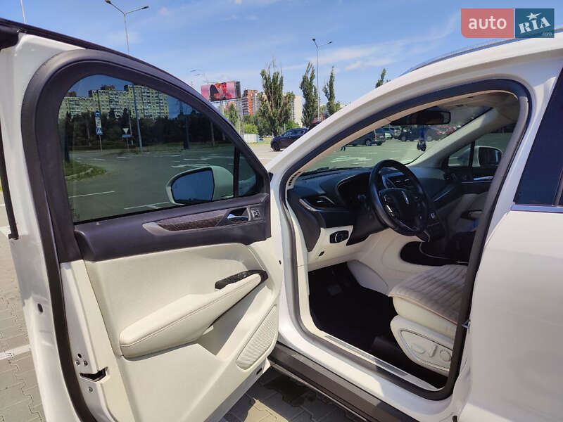 Внедорожник / Кроссовер Lincoln MKC 2017 в Киеве