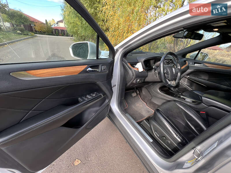 Позашляховик / Кросовер Lincoln MKC 2014 в Києві