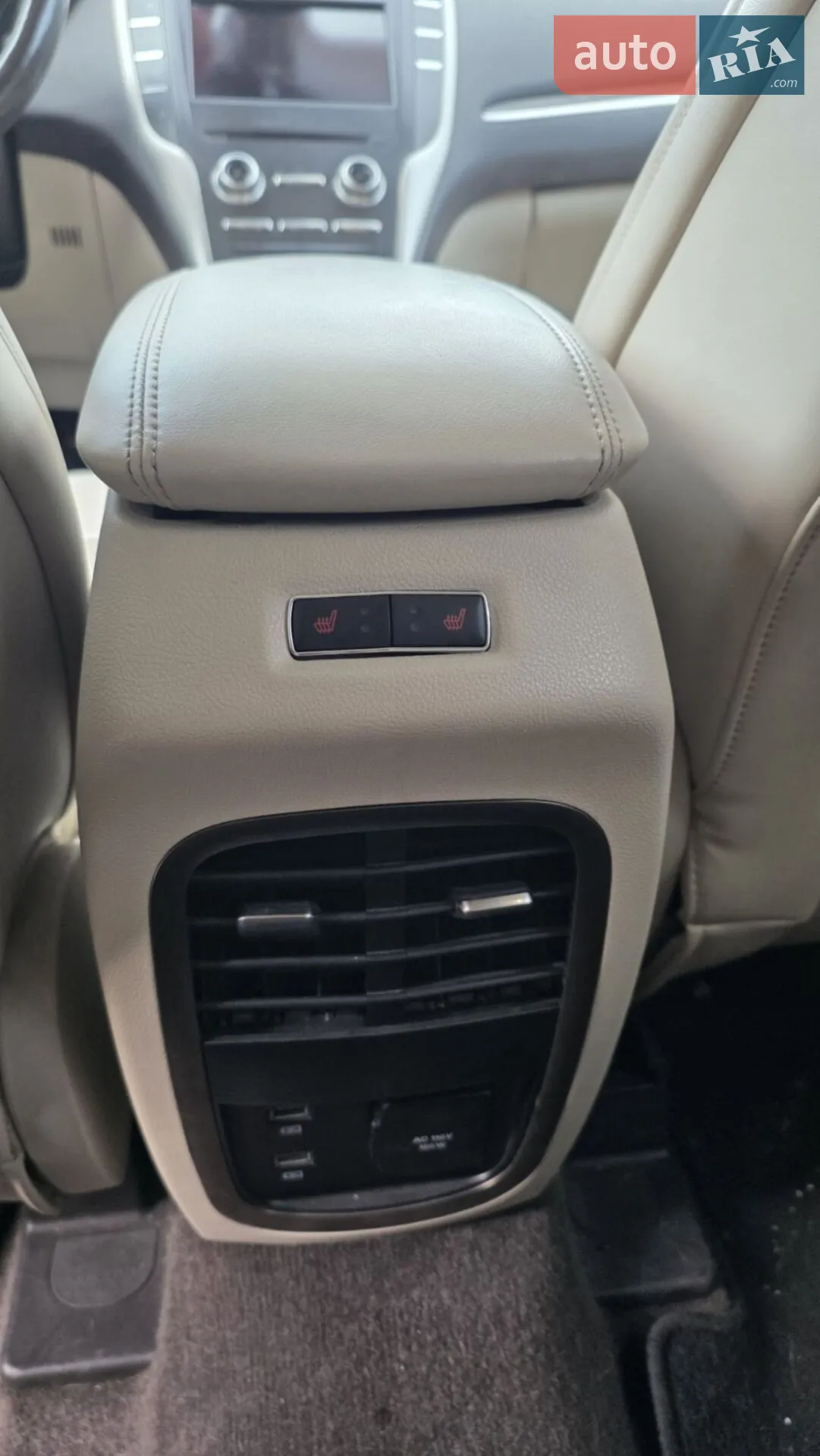 2018 Lincoln MKC - мініатюра 7