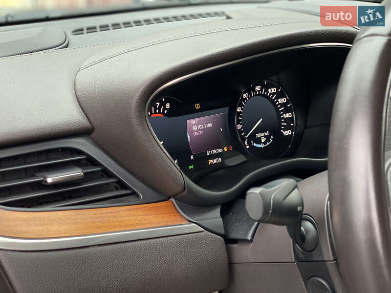 Позашляховик / Кросовер Lincoln MKC 2018 в Києві фото 25 Позашляховик / Кросовер Lincoln MKC 2018 в Києві