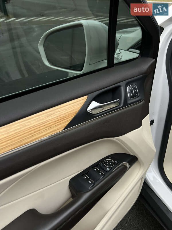 Позашляховик / Кросовер Lincoln MKC 2015 в Києві фото 10 Позашляховик / Кросовер Lincoln MKC 2015 в Києві