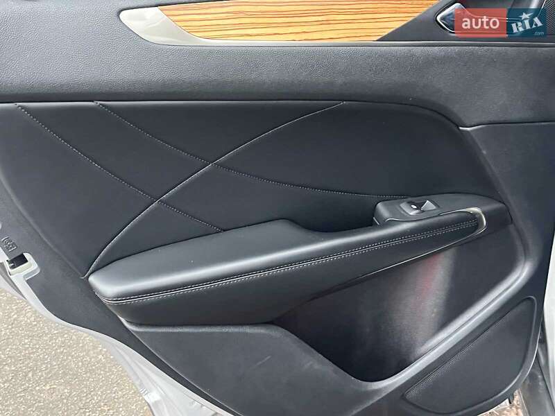 Позашляховик / Кросовер Lincoln MKC 2014 в Києві фото 23 Позашляховик / Кросовер Lincoln MKC 2014 в Києві