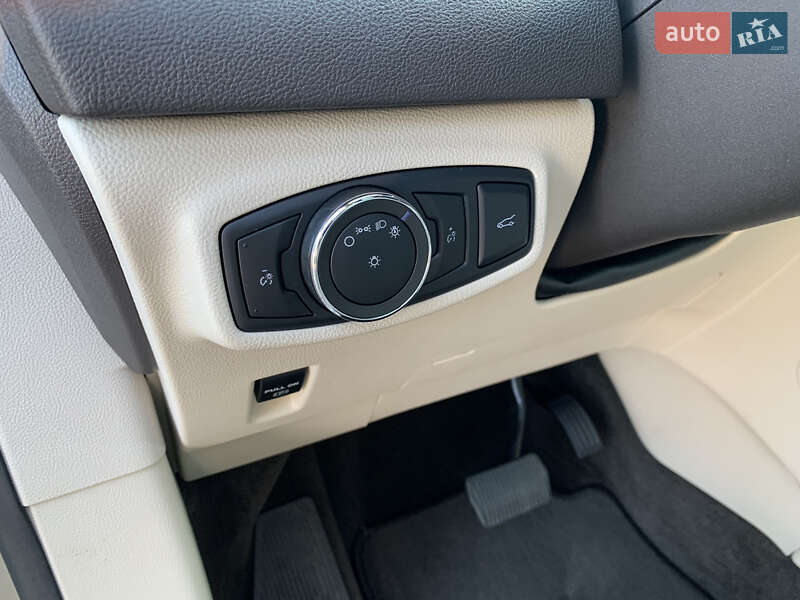 Внедорожник / Кроссовер Lincoln MKC 2017 в Львове фото 13 Внедорожник / Кроссовер Lincoln MKC 2017 в Львове