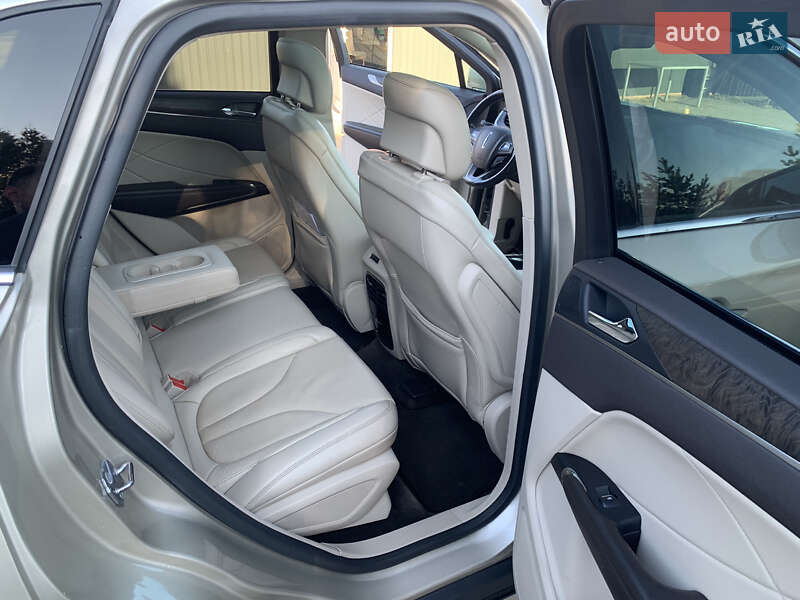 Внедорожник / Кроссовер Lincoln MKC 2017 в Львове фото 22 Внедорожник / Кроссовер Lincoln MKC 2017 в Львове